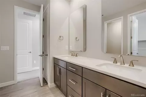 Bath - 15566 W Beloit Ave, Morrison, CO 80465 photo 1 of 6