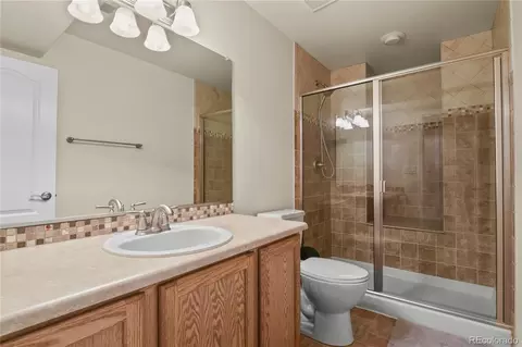 Bath - 16273 Windsor Creek Dr, Monument, CO 80132 photo 4 of 4