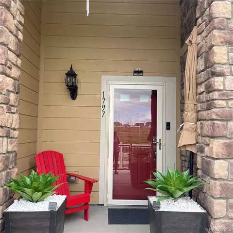1797 S Buchanan Cir, Aurora, CO 80018