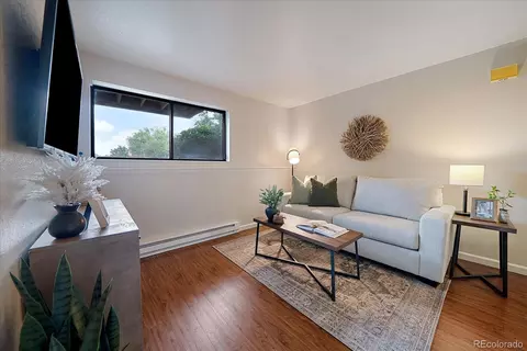 Living - 2640 Juniper Ave #38-4, Boulder, CO 80304 photo 3 of 3