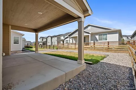Exterior - 24231 E 40th Ave, Aurora, CO 80019 photo 4 of 4