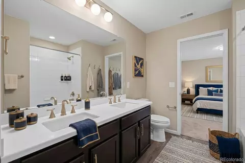 Bath - 24231 E 40th Ave, Aurora, CO 80019 photo 1 of 5