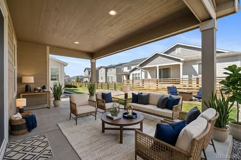 Exterior - 24231 E 40th Ave, Aurora, CO 80019 photo 1 of 4