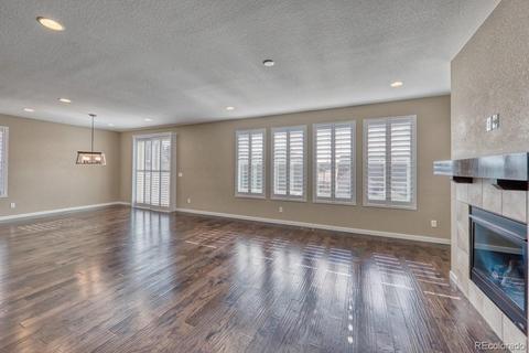 24446 E Canyon Dr, Aurora, CO 80016 photo 3