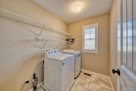 24446 E Canyon Dr, Aurora, CO 80016 photo 18