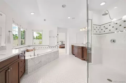 8254 E 25th Dr, Denver, CO 80238 photo 17