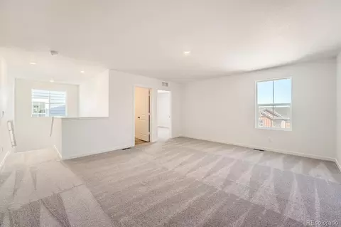 22016 E 39th Pl, Aurora, CO 80019 photo 11