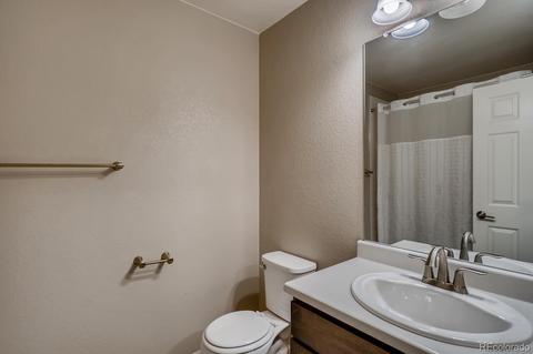 16161 E Warner Pl, Denver, CO 80239 photo 19
