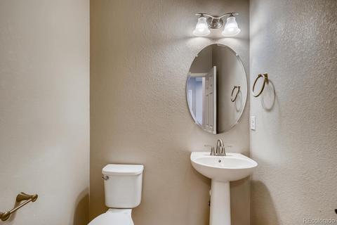16161 E Warner Pl, Denver, CO 80239 photo 11