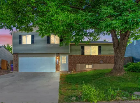 9080 W Bellwood Pl, Littleton, CO 80123