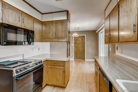 4385 Everett St, Wheat Ridge, CO 80033 photo 8