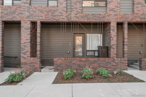 910 W 40th Ave, Denver, CO 80211 photo 2