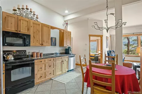 Kitchen - 314 Coronet Dr, Breckenridge, CO 80424 photo 8 of 9