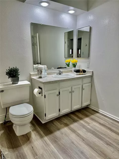 Bath - 8482 Everett Way #D, Arvada, CO 80005 photo 1 of 2