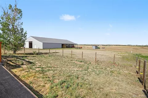 Exterior - 1277 S Indianfield St, Bennett, CO 80102 photo 6 of 10