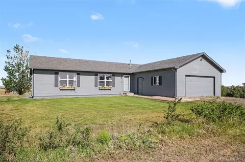 Exterior - 1277 S Indianfield St, Bennett, CO 80102 photo 7 of 10