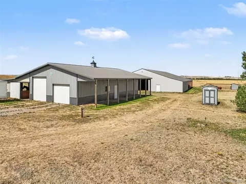 Exterior - 1277 S Indianfield St, Bennett, CO 80102 photo 2 of 10
