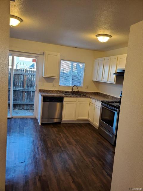 15767 E 13th Pl, Aurora, CO 80011 photo 5
