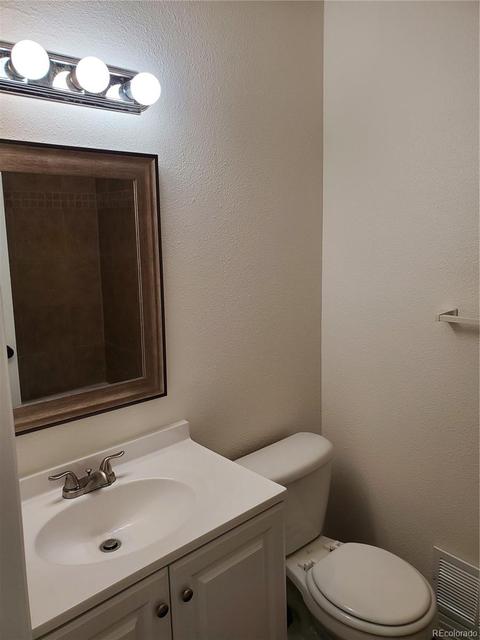 15767 E 13th Pl, Aurora, CO 80011 photo 8