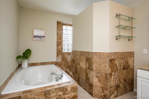 17725 E Ida Ave, Centennial, CO 80015 photo 25