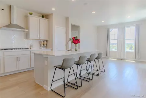 Kitchen - 23642 E 40th Ave, Aurora, CO 80019 photo 2 of 4