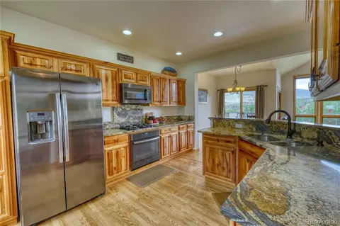 70 Lone Wolf Ct, Dillon, CO 80435 photo 3