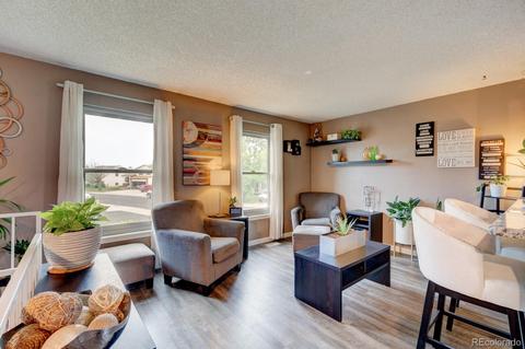 19763 E Oxford Dr, Aurora, CO 80013 photo 5