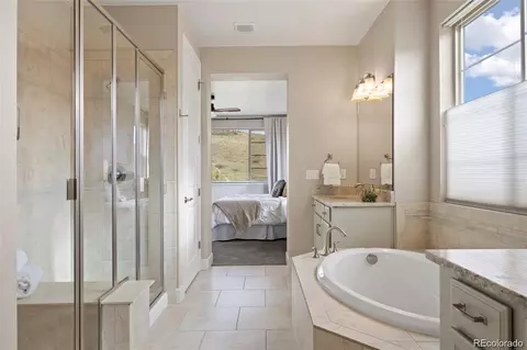 Bath - 10659 Montecito Dr, Lone Tree, CO 80124 photo 4 of 7