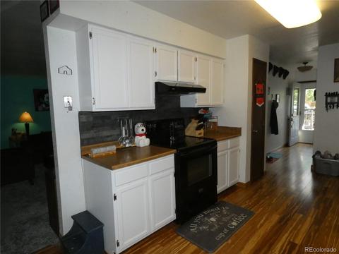 980 Tanglewood Ln, Rangely, CO 81648 photo 5