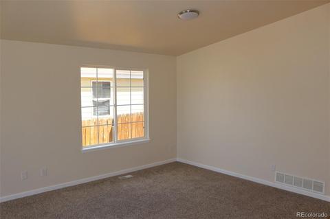 4938 Dillon St, Denver, CO 80239 photo 11