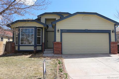 4938 Dillon St, Denver, CO 80239 photo 1