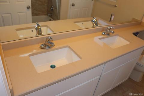 4938 Dillon St, Denver, CO 80239 photo 9