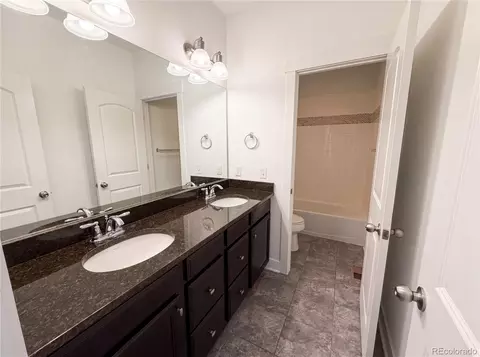 Bath - 11466 E 27th Ave, Denver, CO 80238 photo 6 of 7