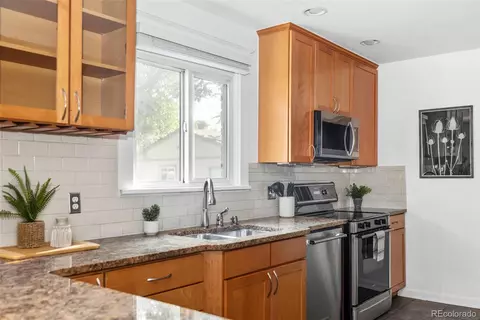 1327 Monroe St, Denver, CO 80206 photo 9