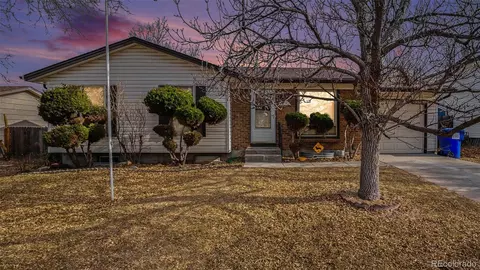 2618 S Lewiston St, Aurora, CO 80013