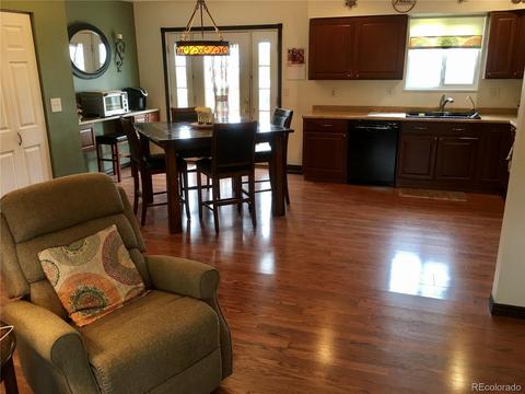 250 Birch St, Bennett, CO 80102 photo 8