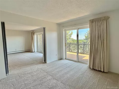 Living - 14102 E Linvale Pl #606, Aurora, CO 80014 photo 4 of 5