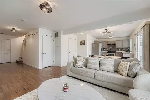 4250 Perth Cir, Denver, CO 80249 photo 5