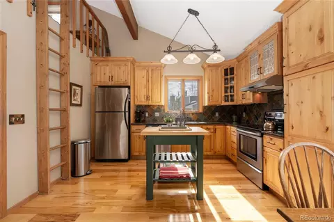 Kitchen - 830 Ermine Ln, Fraser, CO 80442 photo 1 of 2