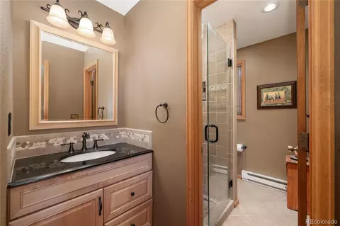Bath - 830 Ermine Ln, Fraser, CO 80442 photo 1 of 3