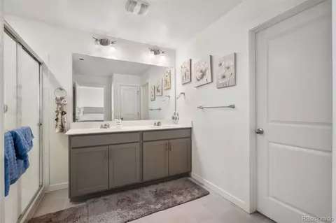Bath - 7427 E 159th Pl, Thornton, CO 80602 photo 2 of 4