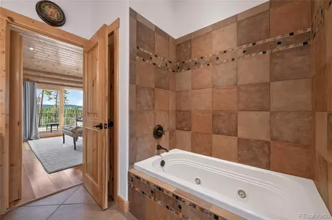 Bath - 764 Stagecoach Dr, Tabernash, CO 80478 photo 3 of 8