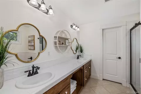 Bath - 3640 E Warren Ave, Denver, CO 80210 photo 3 of 6