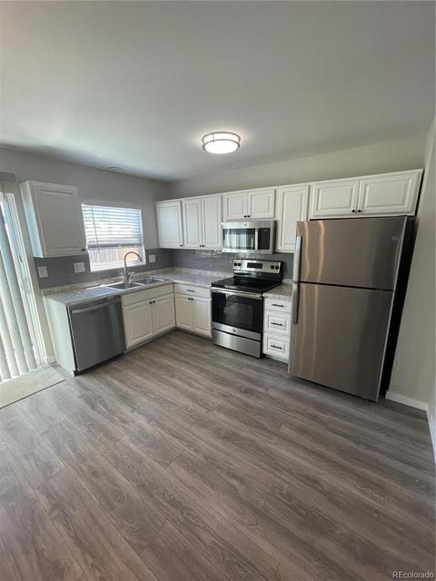 15765 E 13th Pl, Aurora, CO 80011 photo 3