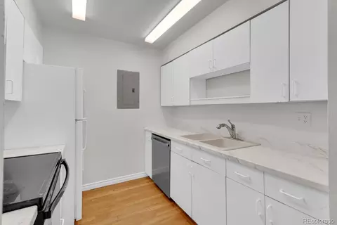 Kitchen - 14224 E 1st Dr #B02, Aurora, CO 80011 photo 1 of 3