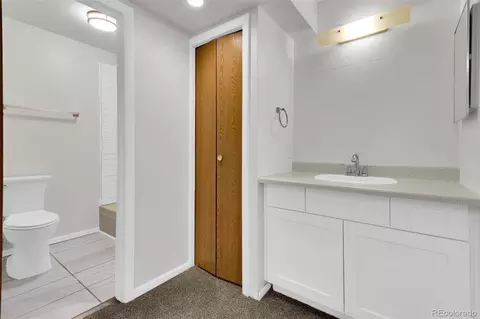 Bath - 14224 E 1st Dr #B02, Aurora, CO 80011 photo 5 of 7