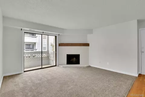 Living - 14224 E 1st Dr #B02, Aurora, CO 80011 photo 5 of 7