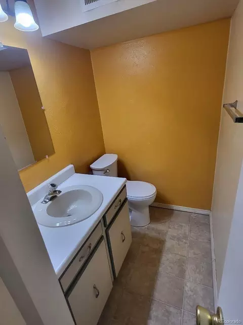 Bath - 12056 E 25th Ave, Aurora, CO 80010 photo 2 of 2