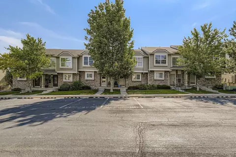 1256 S Zeno Cir #B, Aurora, CO 80017