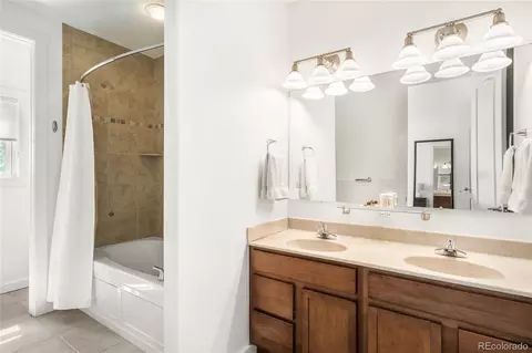 Bath - 3474 E 28th Ave, Denver, CO 80205 photo 2 of 4